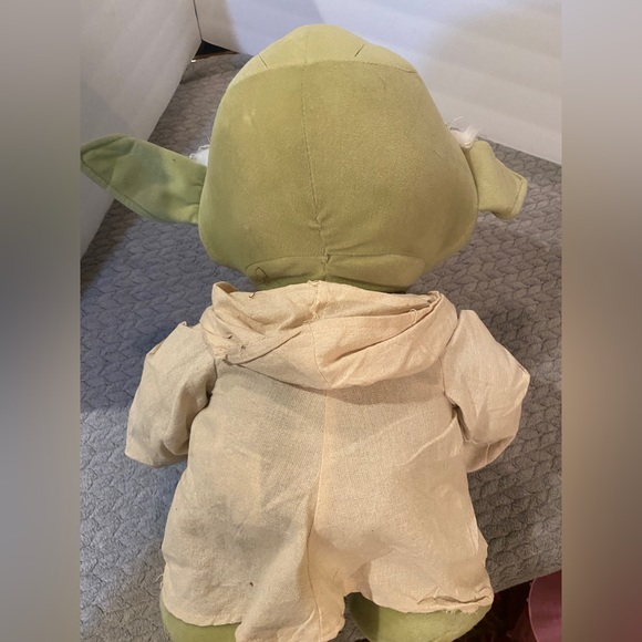 Yoda With Pumpkin Star Wars Halloween Decoration- it’s a Gemmy. - Picture 6 of 8